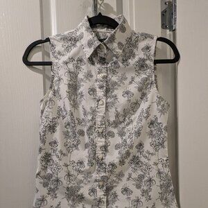 Banana Republic Sleeveless Button Up Blouse, Tailored Fit, Size 2 Petite